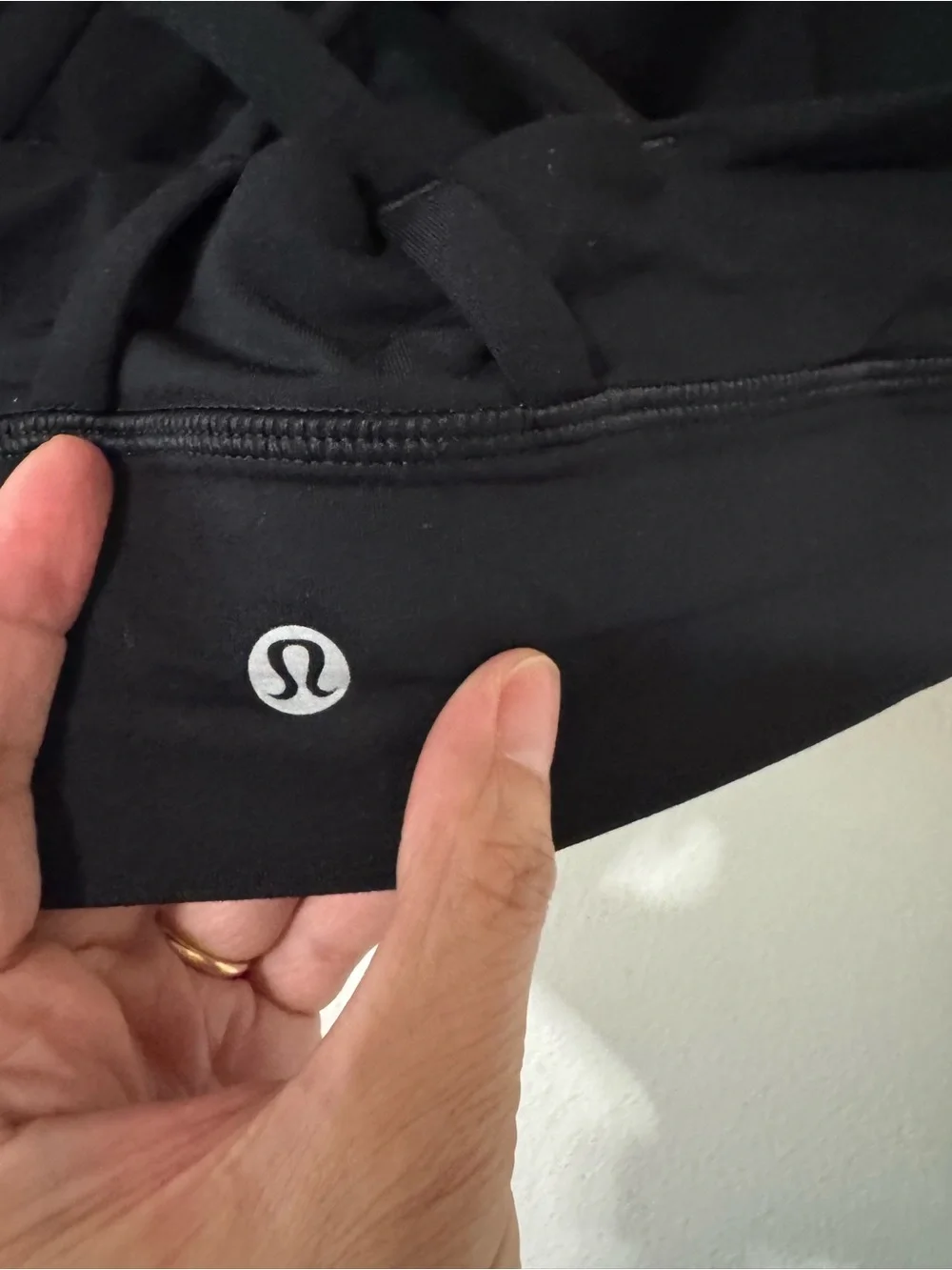 Lululemon Energy Bra Long Line Black Strappy Workout Gym Athleisure-6